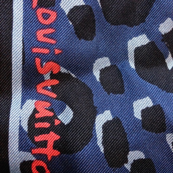 Louis Vuitton  Blue Leopard Twilly - Picture 4 of 4